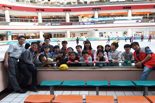 강동지역아동복지센터와 함께 스케이트타기 체험