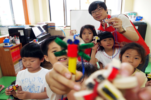 상록지역아동복지센터와 함께 안전지킴이 피리만들기