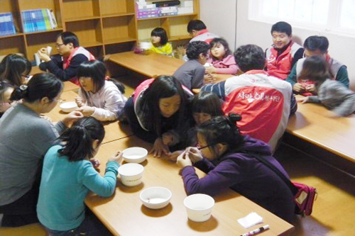 관악지역아동복지센터와 함께 비즈공예 만들기 체험