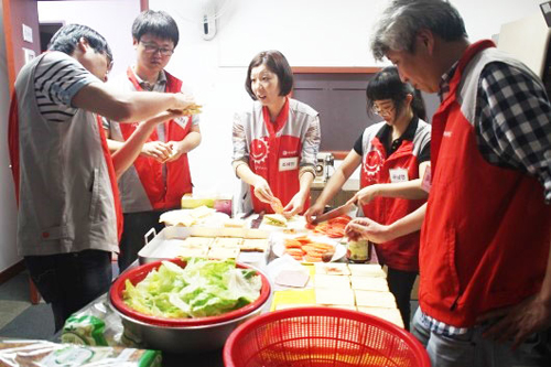 구세군아동복지센터와 함께 샌드위치 및 팥빙수 만들기 체험